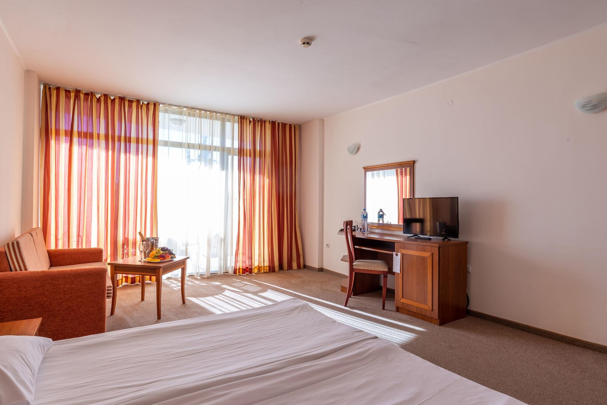 Tiva Del Mar Beach Hotel Sveti Vlas Luaran gambar